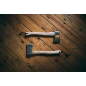 Kalapácsok, vésők, ládabontók